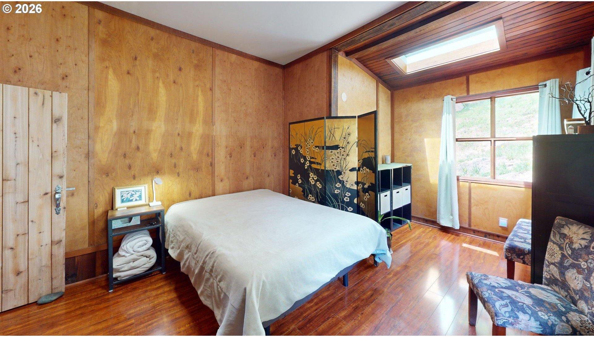 27837 Thimbleberry Road Gold Beach, OR 97444 - Photo 20 of 27 Bedroom