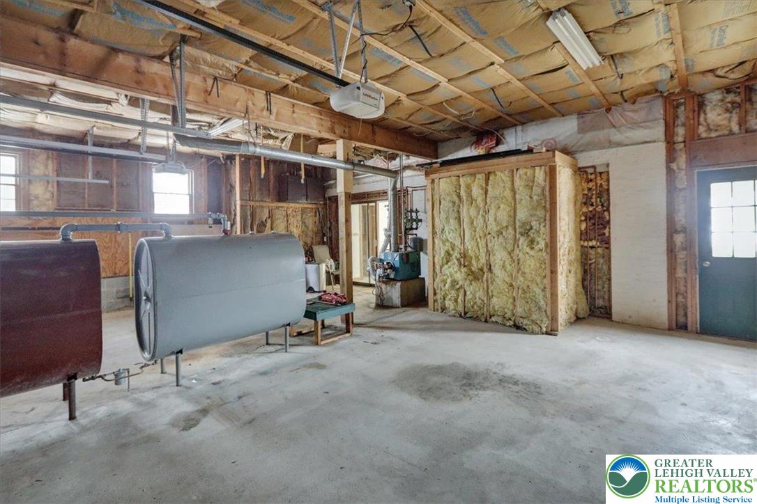 282 Ernst Road Mohrsville, PA 19541 - Photo 40 of 50 a view of livingroom with furniture