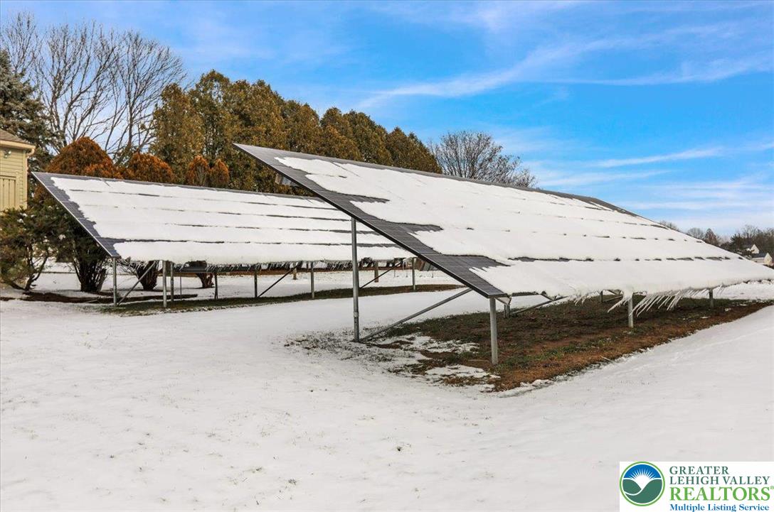 282 Ernst Road Mohrsville, PA 19541 - Photo 50 of 50 a wooden bench sitting in the middle of a yard