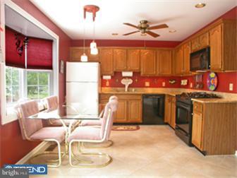 1657 Covington Road, Unit 29 Yardley, PA 19067 - Photo 5 of 12 Kitchen