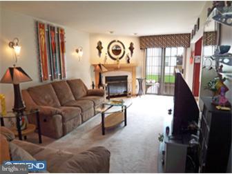 1657 Covington Road, Unit 29 Yardley, PA 19067 - Photo 6 of 12 Family Room