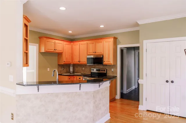 $850,000 | 214 Harbor Landing Drive, Mooresville, NC 28117