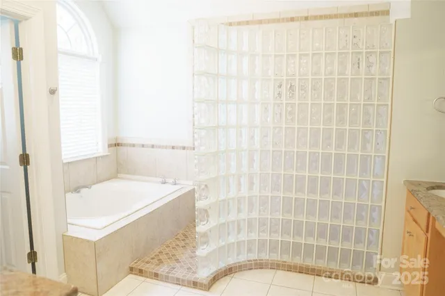 $850,000 | 214 Harbor Landing Drive, Mooresville, NC 28117