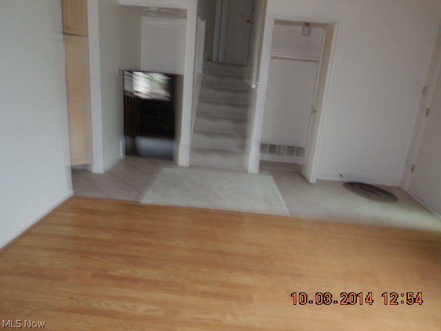 6366 Eastondale Road Cleveland, OH 44124 - Photo 7 of 9