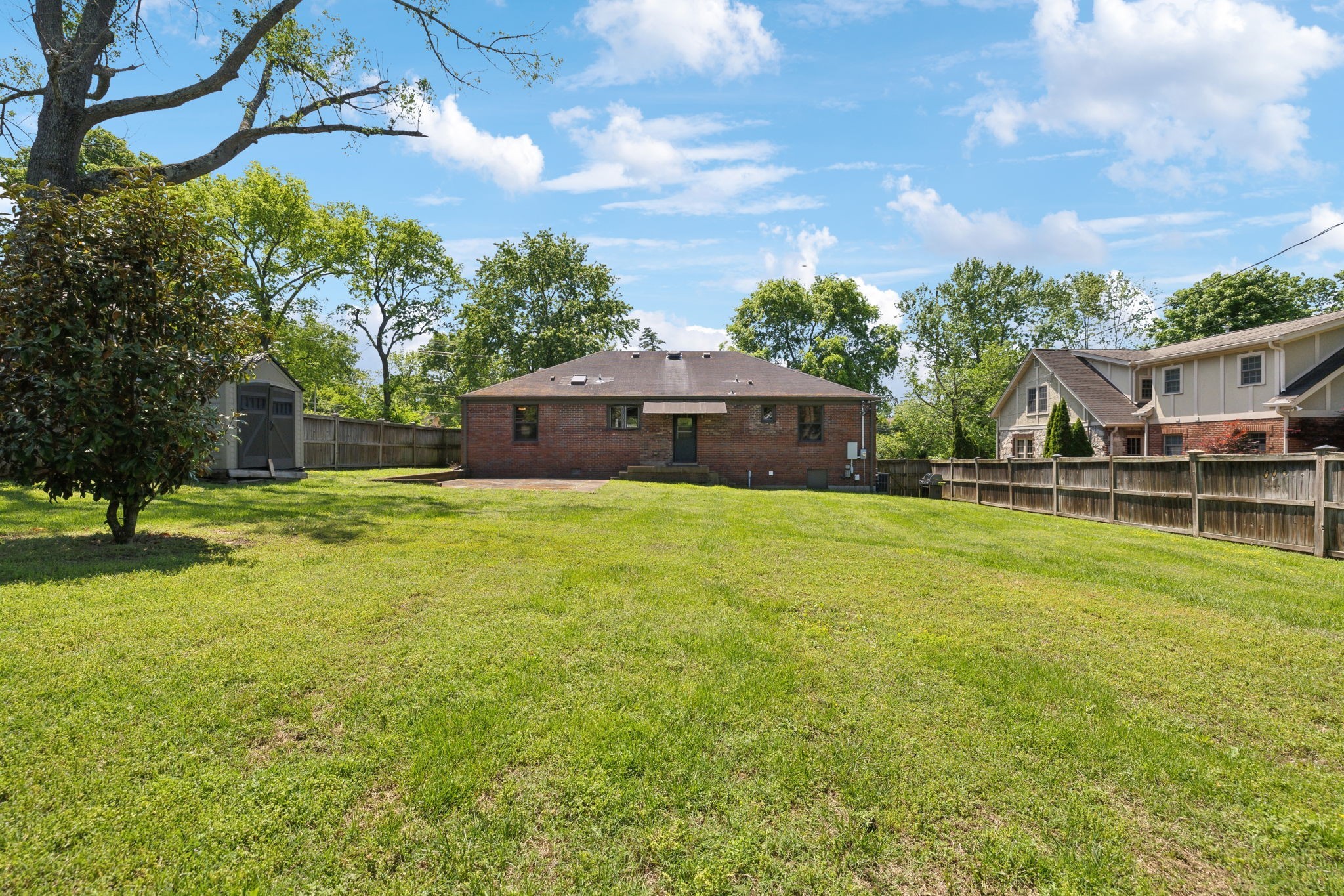 4202 Murphy Road Nashville, TN 37209 - Photo 31 of 34 a front view of a house with garden
