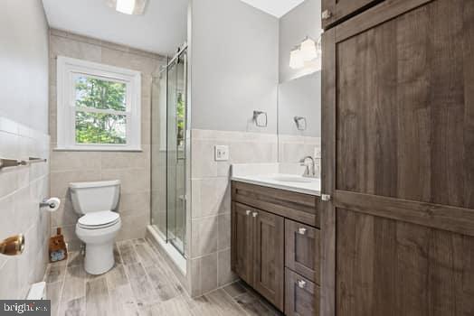 15 Winding Road Boyertown, PA 19512 - Photo 32 of 41 First floor Bath