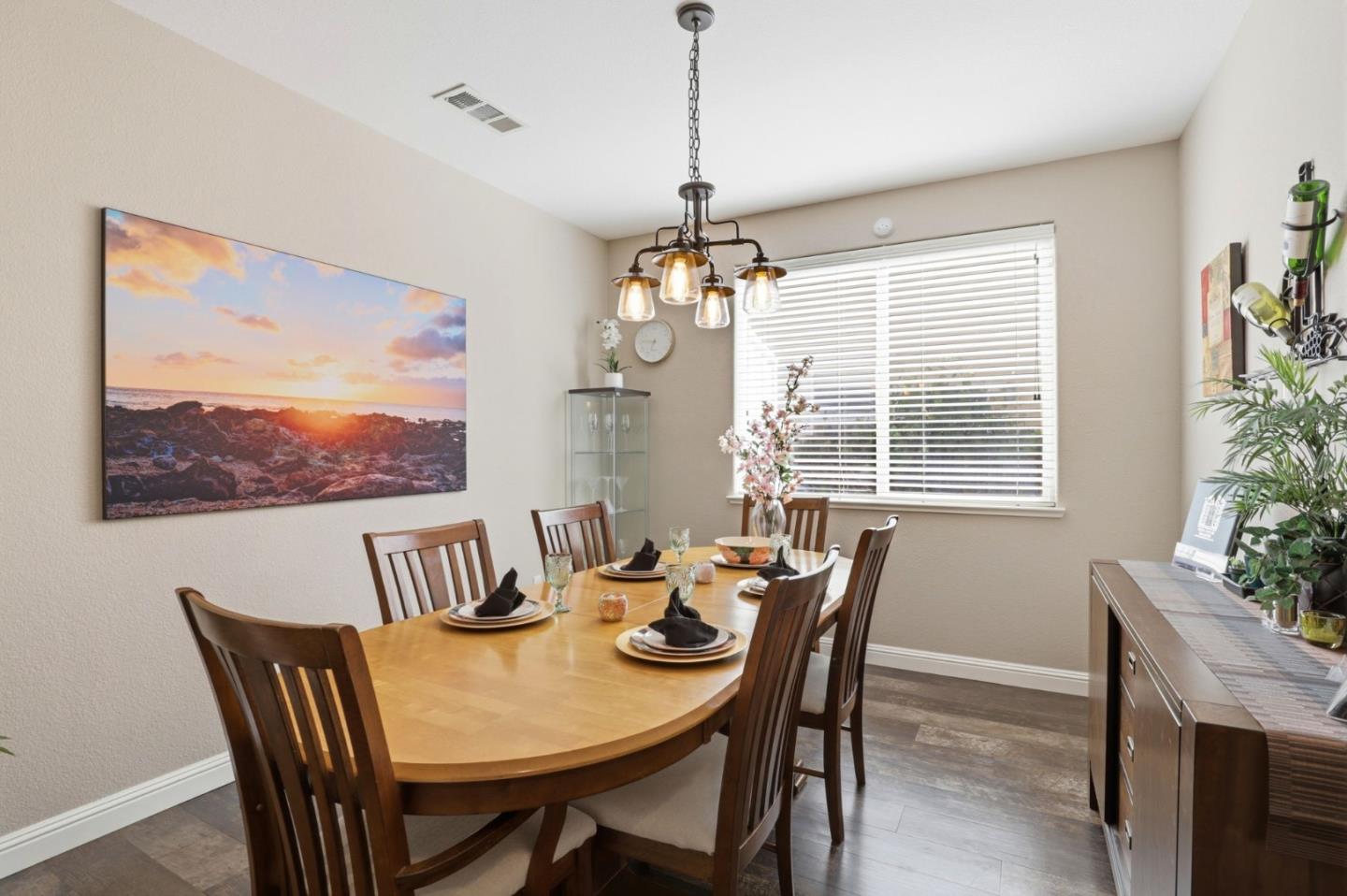 9554 Rodeo Drive Gilroy, CA 95020 - Photo 12 of 35