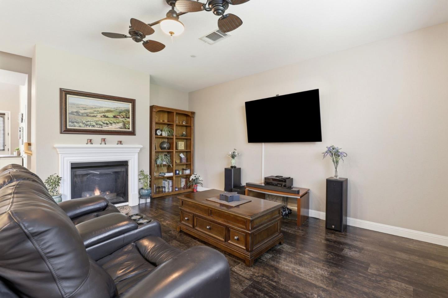 9554 Rodeo Drive Gilroy, CA 95020 - Photo 8 of 35