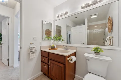 $499,000 | 26 Raintree Court, Unit 30, Hayward, CA 94544