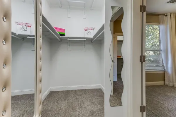 a view of walk in closet