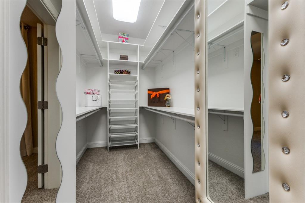4931 Homer Street Dallas, TX 75206 - Photo 22 of 29 a view of walk in closet