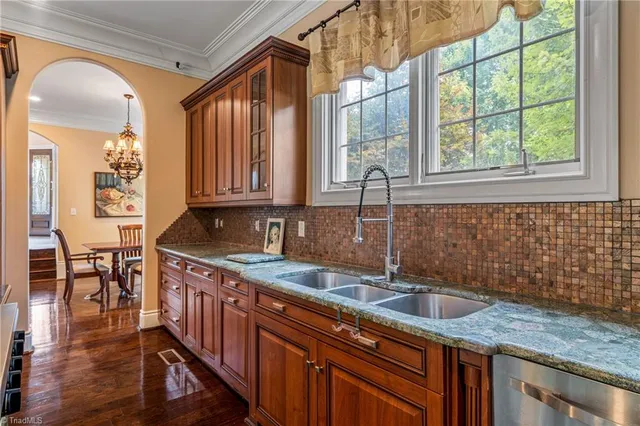 $975,000 | 5603 Monk Court, Summerfield, NC 27358