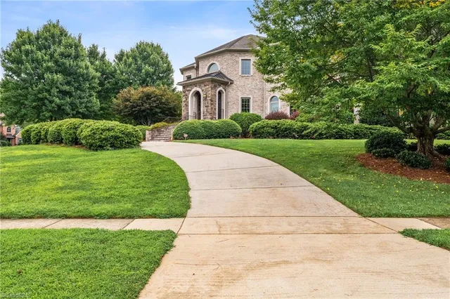 $975,000 | 5603 Monk Court, Summerfield, NC 27358