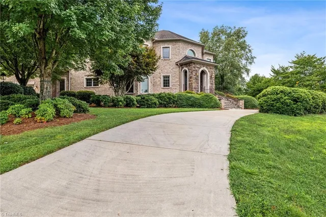 $975,000 | 5603 Monk Court, Summerfield, NC 27358