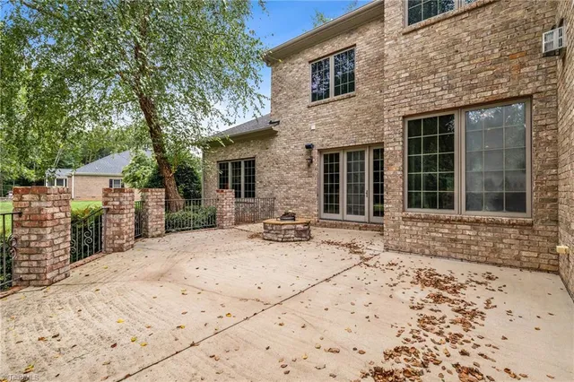 $975,000 | 5603 Monk Court, Summerfield, NC 27358