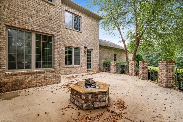 $975,000 | 5603 Monk Court, Summerfield, NC 27358