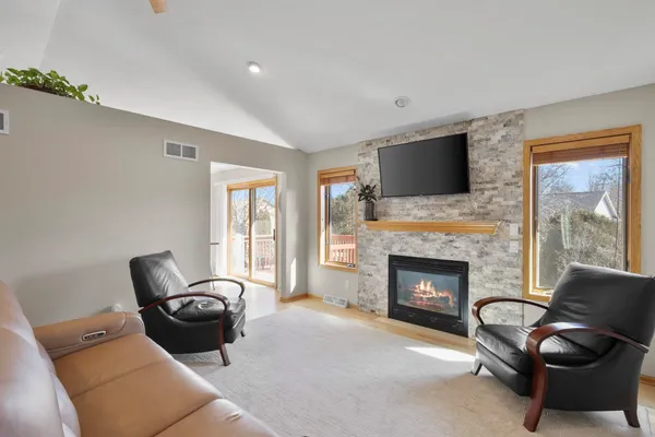 $535,000 | 5915 Running Deer Trail, McFarland, WI 53558