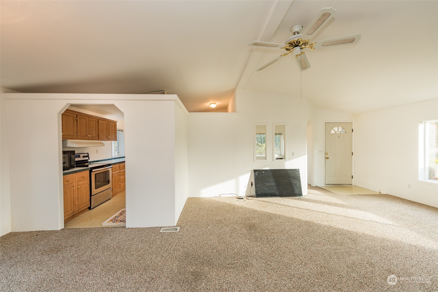 780 Monroe Road Port Angeles, WA 98362 - Photo 8 of 39 Gallery Image 8