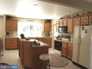 416 North Tulpehocken Road Reading, PA 19601 - Photo 4 of 6