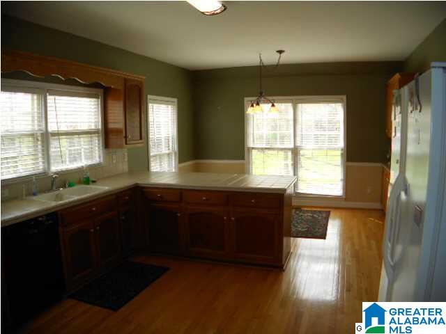 3925 Spring Valley Road Birmingham, AL 35223 - Photo 7 of 32