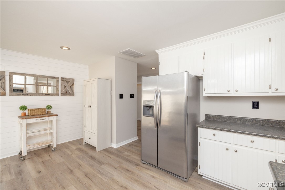 3018 3 Bridges Road Midlothian, VA 23112 - Photo 13 of 30 Kitchen with visible vents, white cabinets, light