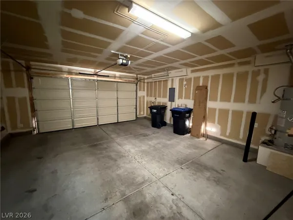 $1,900 | 2747 Lochleven Way, Henderson, NV 89044