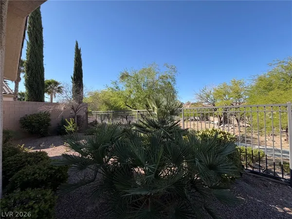 $1,900 | 2747 Lochleven Way, Henderson, NV 89044
