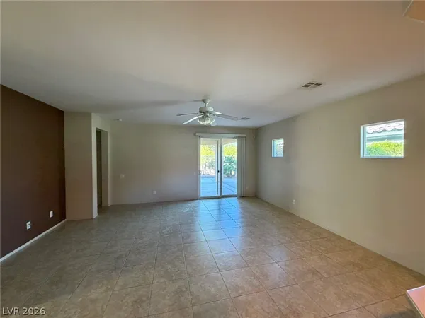 $1,900 | 2747 Lochleven Way, Henderson, NV 89044