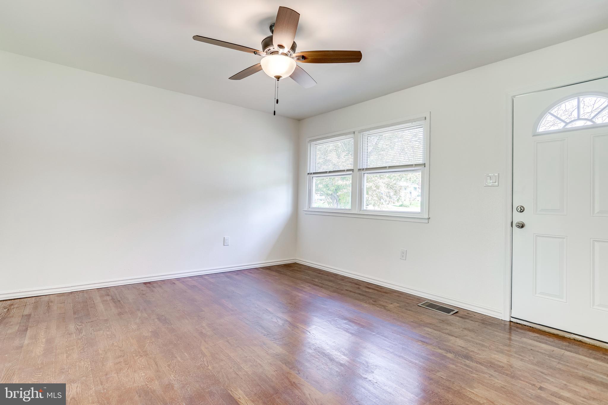 13308 Haddock Road Woodbridge, VA 22193 - Photo 18 of 77 Gallery Image 18