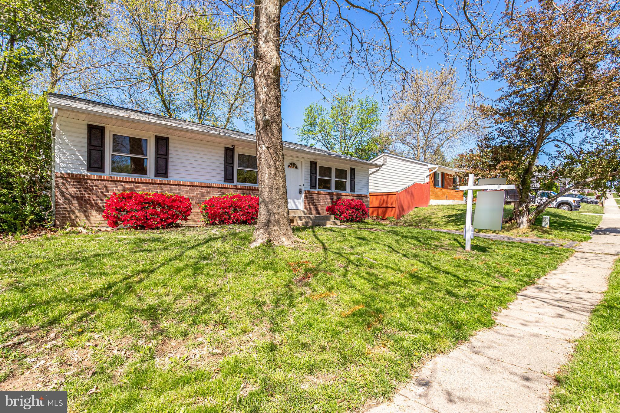 13308 Haddock Road Woodbridge, VA 22193 - Photo 4 of 77 Gallery Image 4