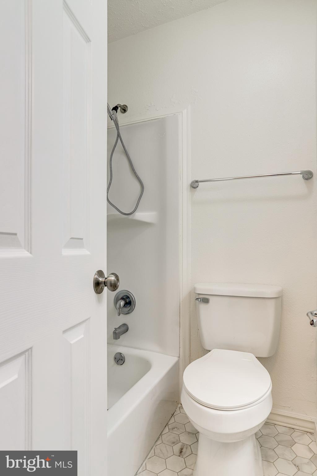 13308 Haddock Road Woodbridge, VA 22193 - Photo 40 of 77 Gallery Image 40