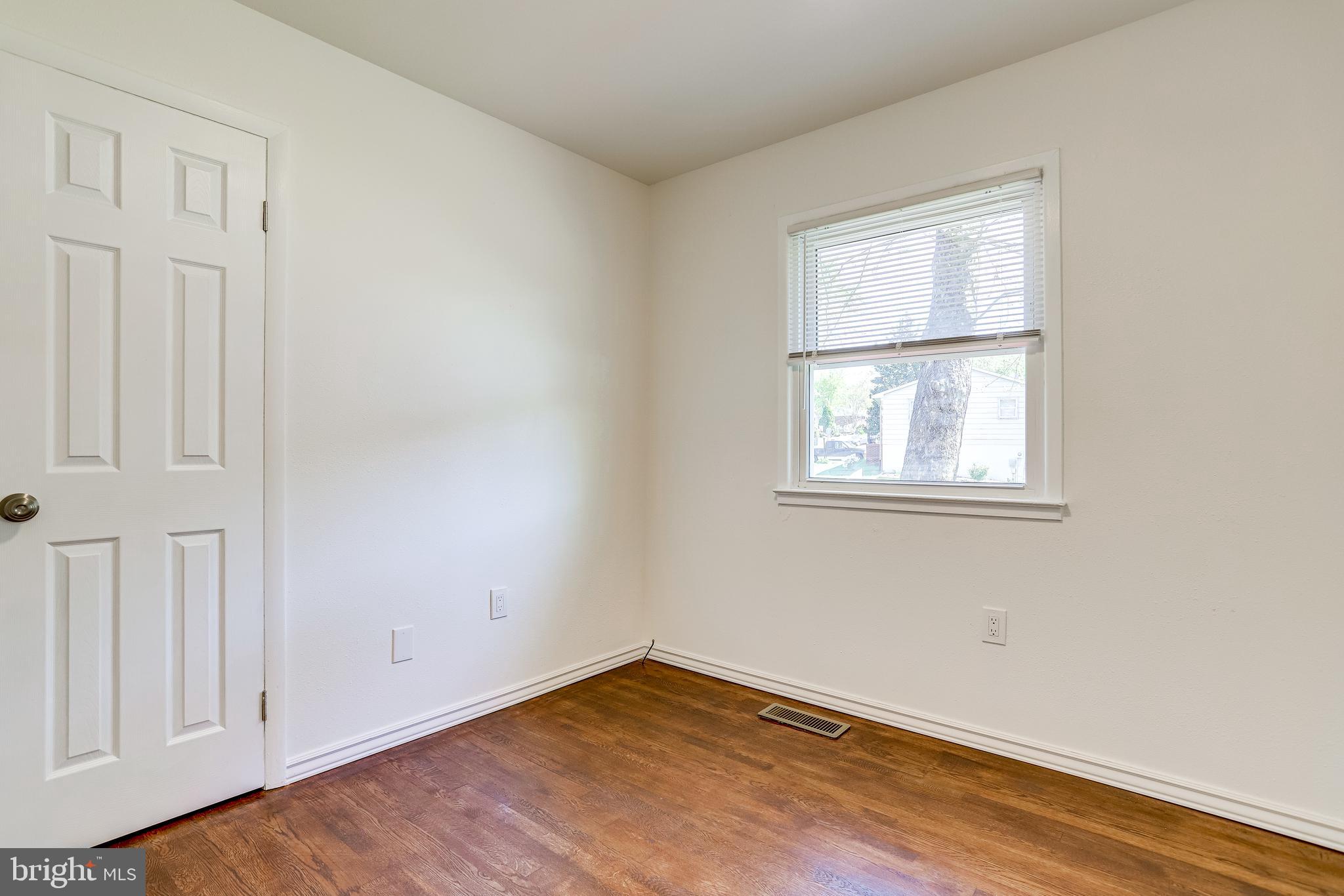 13308 Haddock Road Woodbridge, VA 22193 - Photo 52 of 77 Gallery Image 52