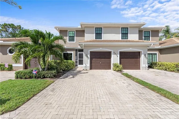 $319,900 | 7715 Woodbrook Circle, Unit 3402, Naples, FL 34104