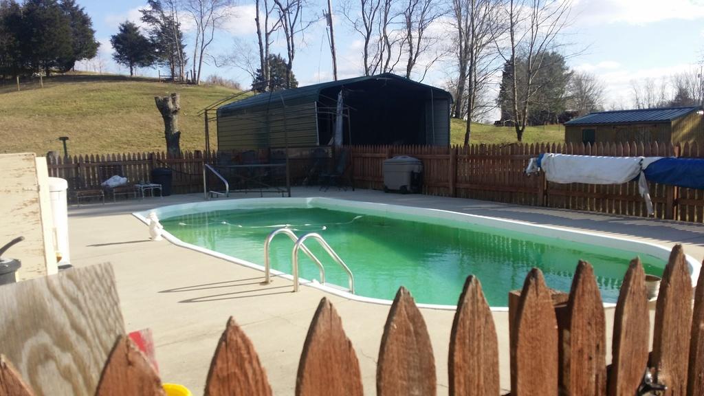 2581 Forge Ridge Road Harrogate, TN 37752 - Photo 14 of 22 INGROUND POOL