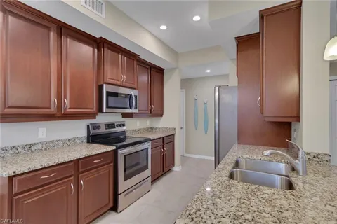 $319,900 | 26141 Palace Lane, Unit 102, Bonita Springs, FL 34135