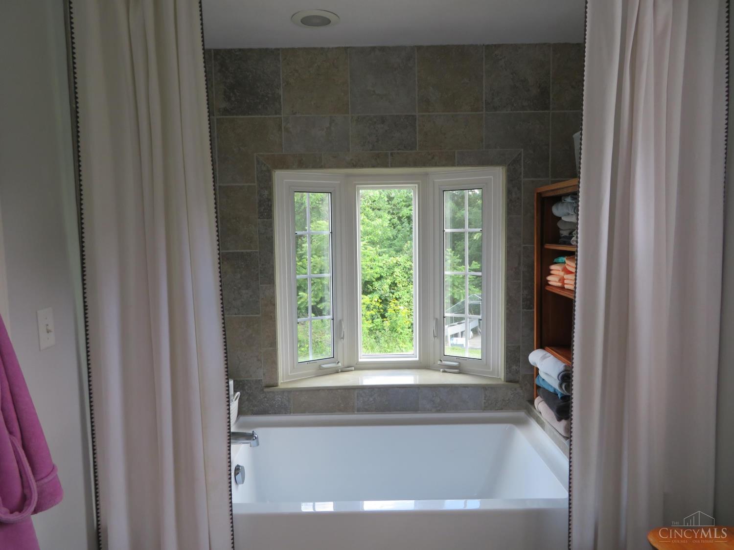 8024 Hightop Road Hillsboro, OH 45133 - Photo 33 of 97