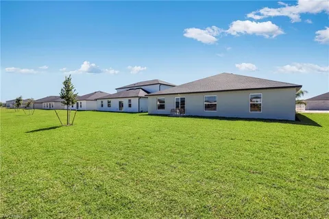 $334,999 | 4085 Caracalla Way, North Fort Myers, FL 33917