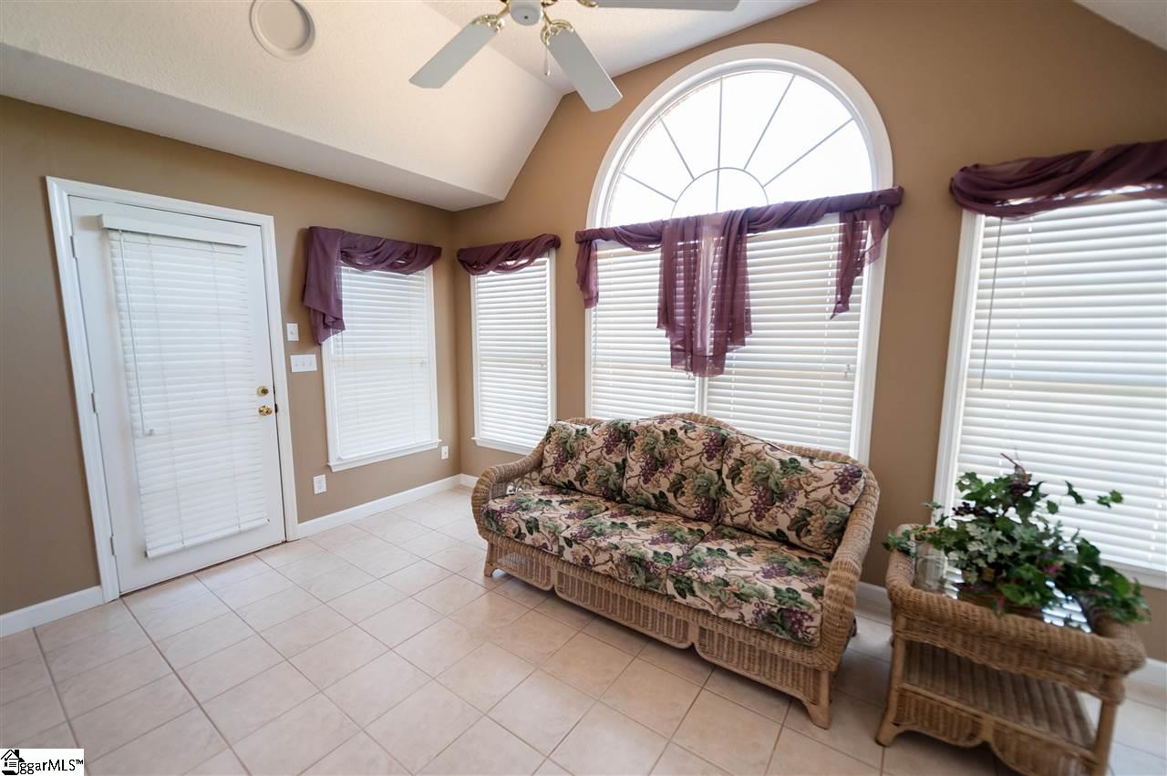 360 Old South Road Duncan, SC 29334 - Photo 7 of 36 Gallery Image 7
