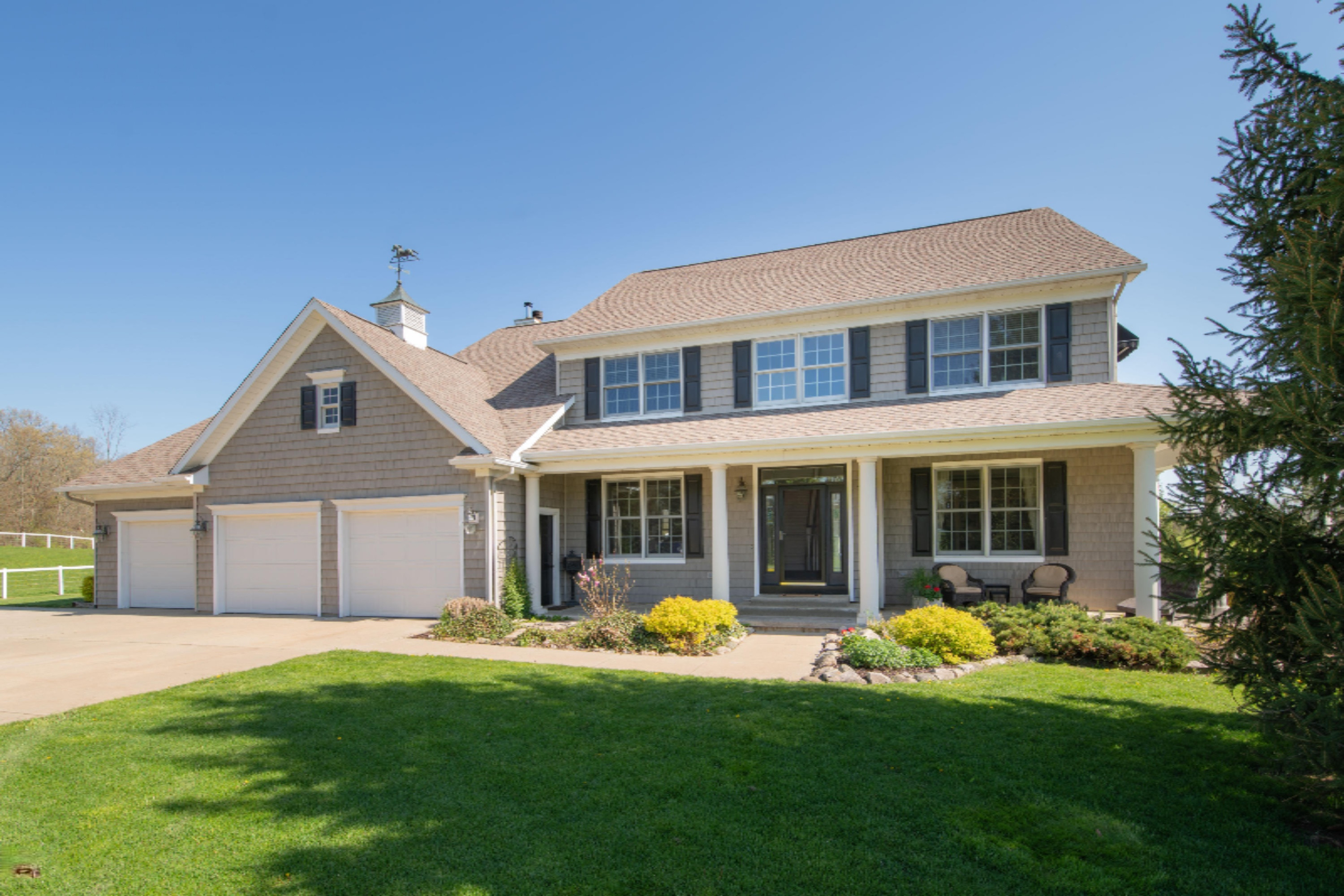 7100 Hayward Road Delton, MI 49046 - Photo 1 of 40 7100_Hayward_01