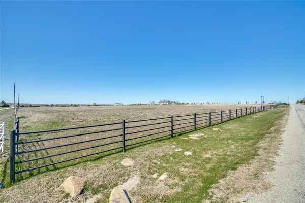 $999,000 | 1350 Klutts Road, Rockwall, TX 75032