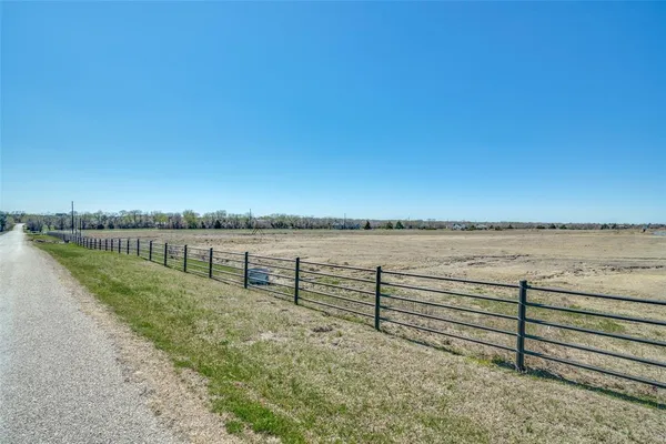 $999,000 | 1350 Klutts Road, Rockwall, TX 75032