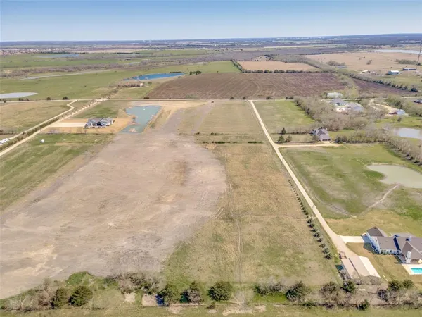 $999,000 | 1350 Klutts Road, Rockwall, TX 75032