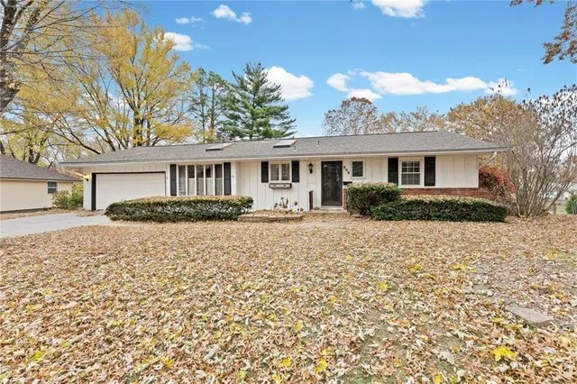 $395,000 | 308 South Stevenson Street, Olathe, KS 66061