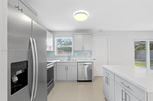 $3,500 | 1472 Northeast 62nd Street, Unit 1472, Fort Lauderdale, FL 33334