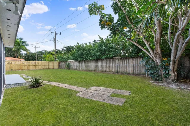 $3,500 | 1472 Northeast 62nd Street, Unit 1472, Fort Lauderdale, FL 33334