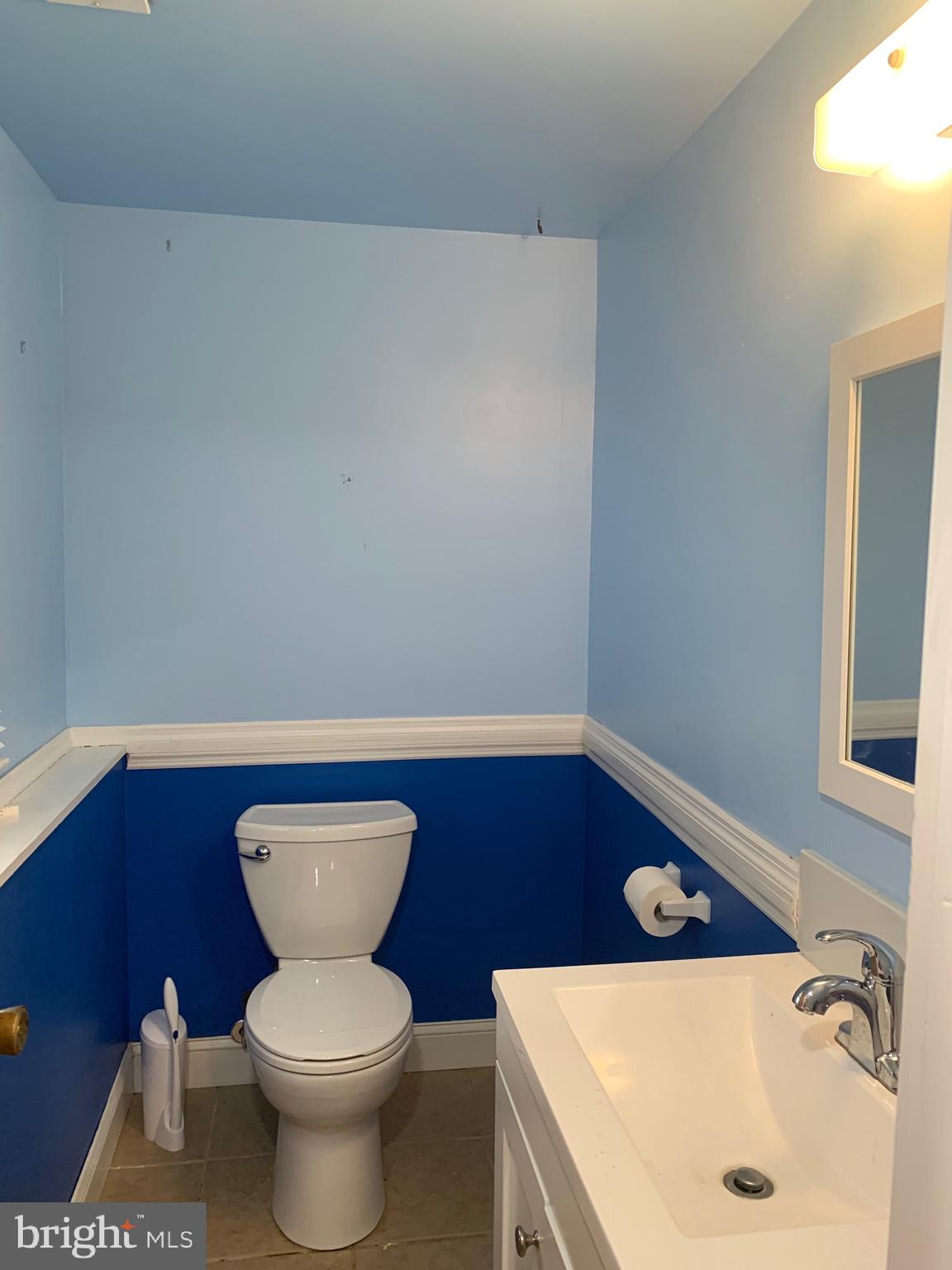 34 Pinehurst Drive Tuckerton, NJ 08087 - Photo 20 of 27 Downstairs 1/2 Bath