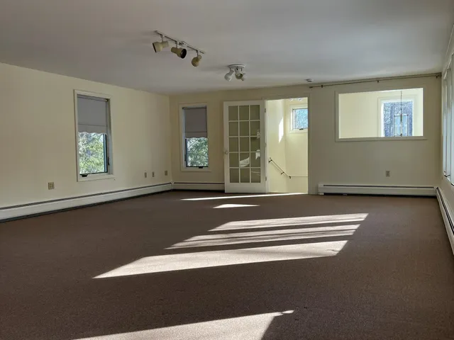 $3,900 | 57 Walton Road, New Castle, NH 03854