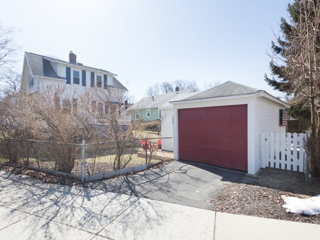 44 Ridgeway Street Quincy, MA 02170 - Photo 26 of 30 Gallery Image 26