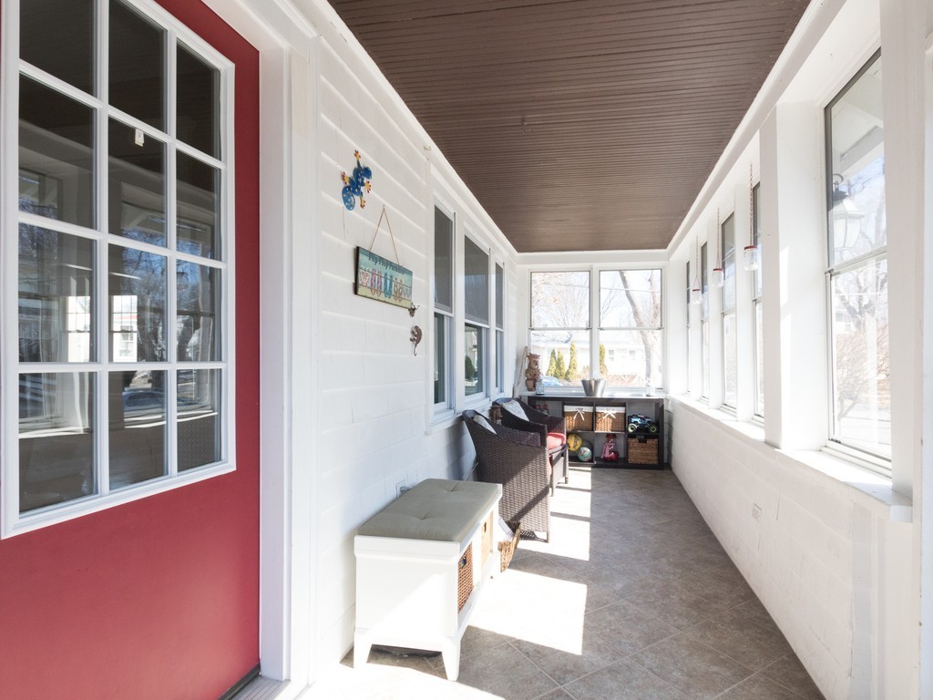44 Ridgeway Street Quincy, MA 02170 - Photo 4 of 30 Gallery Image 4