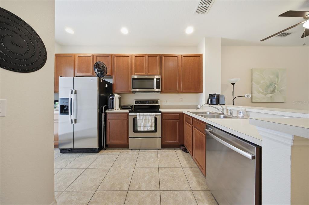 11733 Fitzgerald Butler Road Orlando, FL 32836 - Photo 5 of 36 Gallery Image 5